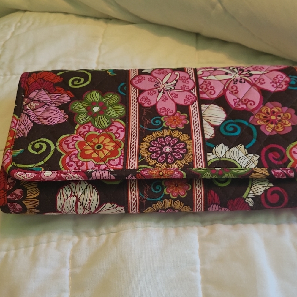 Vera Bradley Pink and Brown Geometric CD Holder